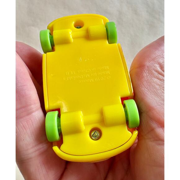 3PC Shopkins Toys - Backpack, Figurine and 2019 McDonald’s Car - Picture 4 of 7